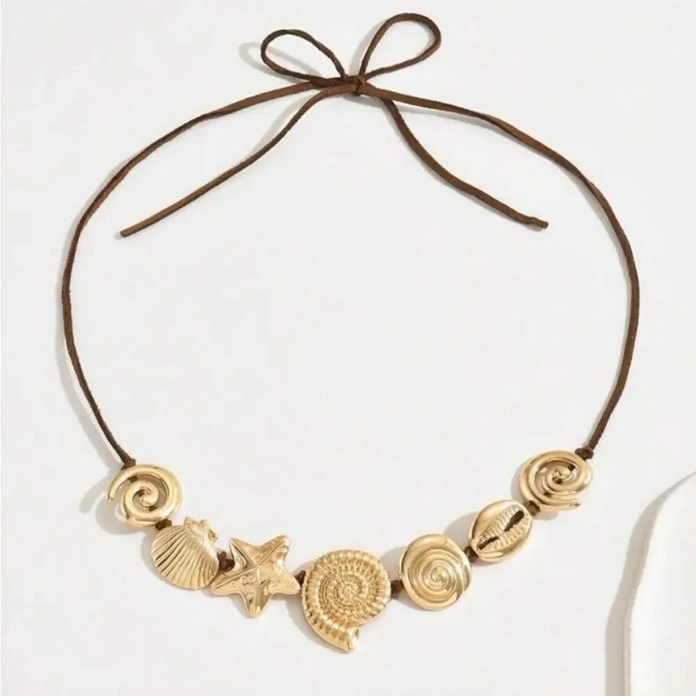 Seashell necklace N1626